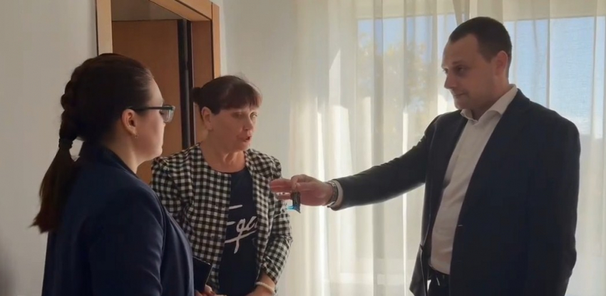 «Это гроб! Шмона навели!»: жители Новороссийска отказались брать ключи от отремонтированной квартиры