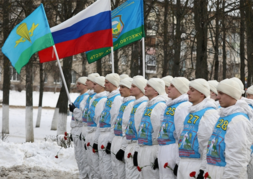 Подвиг продолжается: новороссийские десантники преодолели 1500 километров в рамках марш-броска 
