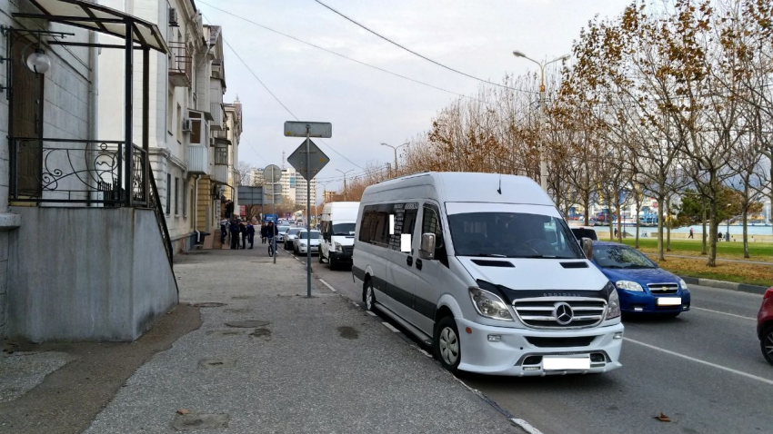 Новороссийским маршрутчикам удалось достучаться до краевых властей и главы города