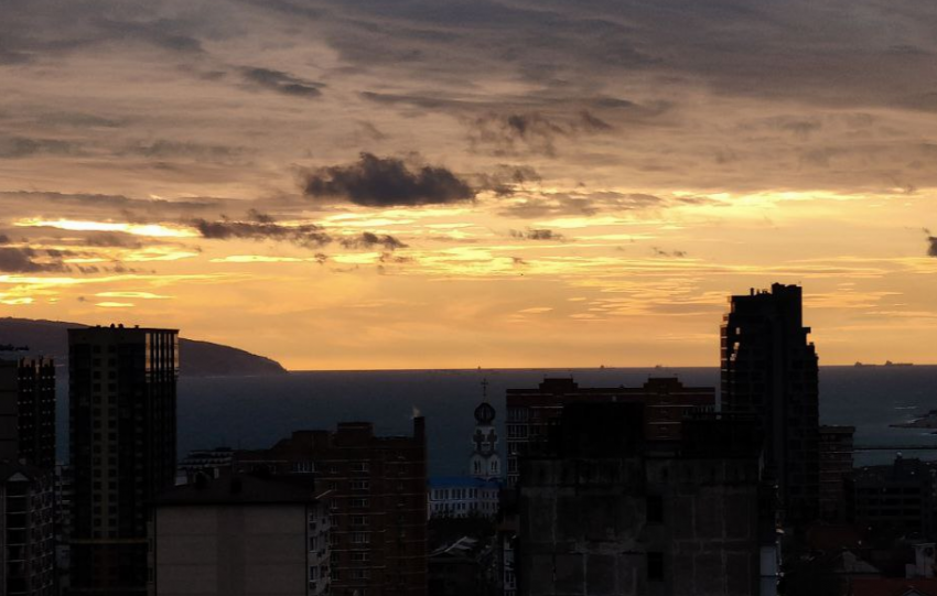 Есть надежда на свет! В Новороссийске сегодня – тепло и слегка дождливо