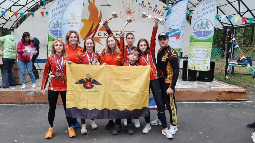 Новороссийцы привезли со слёта городов-героев целый комплект медалей