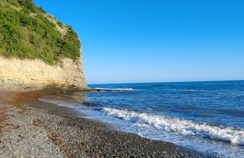 Погода в Новороссийске: и солнце по крышам, и в городе почти лето 
