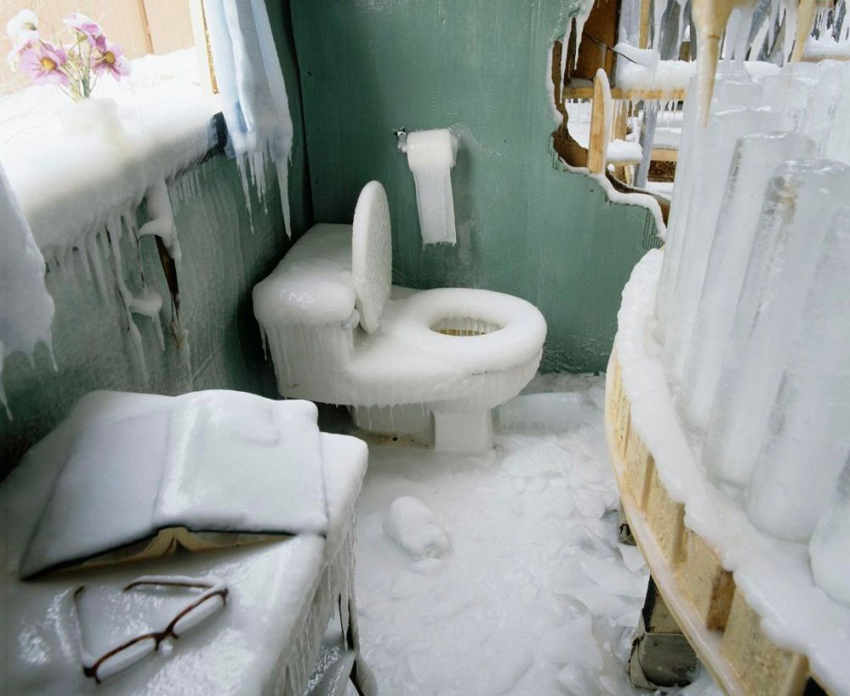 В холодных квартирах Новороссийска замерзают даже петербуржцы