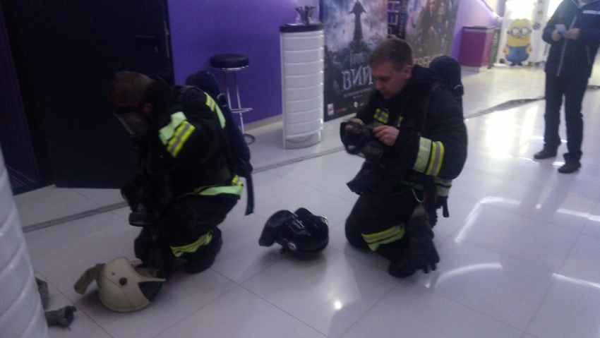 Стали известны подробности эвакуации в ТЦ «Южный пассаж» в Новороссийске