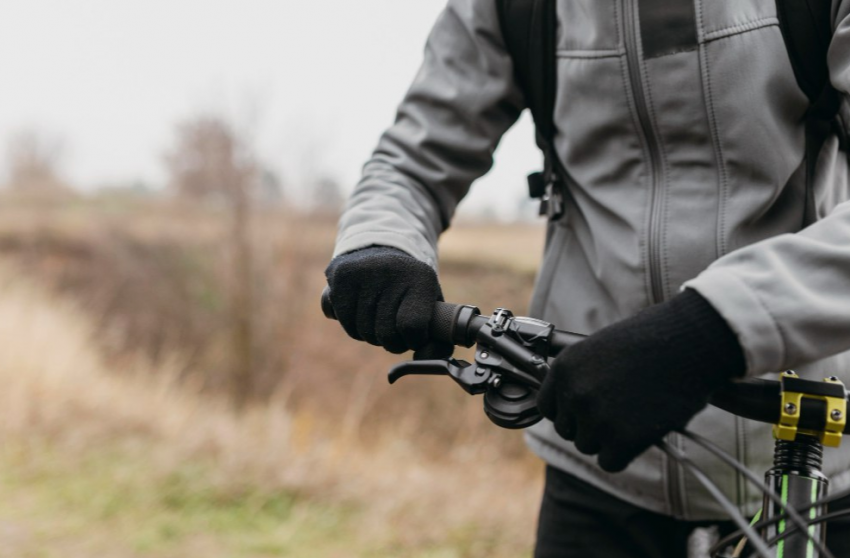 Гость из Геленджика приехал в Новороссийск и «приобрел» велосипед по-криминальному 