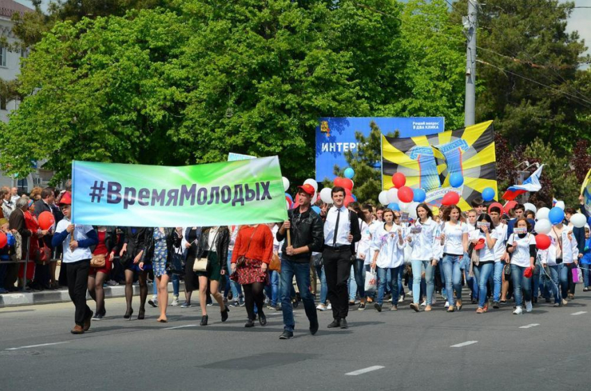 Хорошие премии за свои таланты могут получить молодые новороссийцы