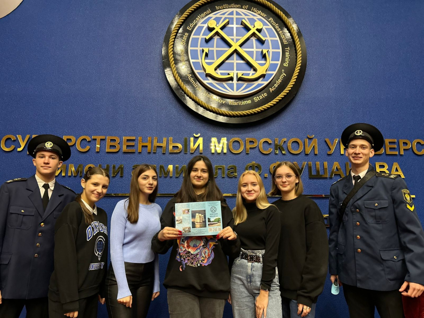 Ушаковка встретила сотни будущих курсантов на Дне открытых дверей 