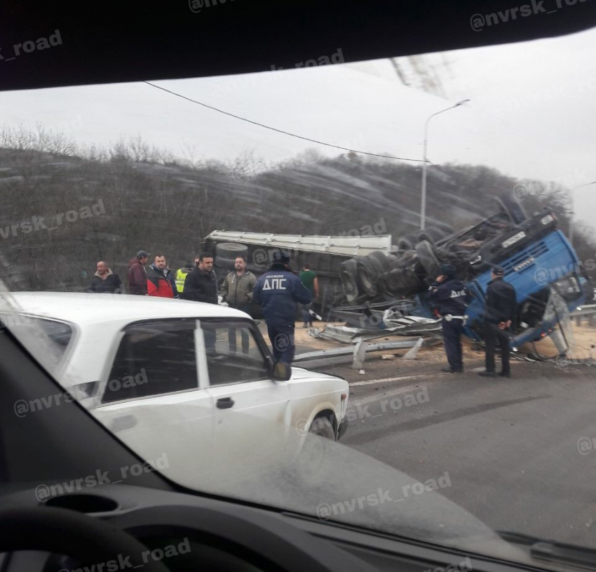 Трагедия под Новороссийском привела к огромной пробке