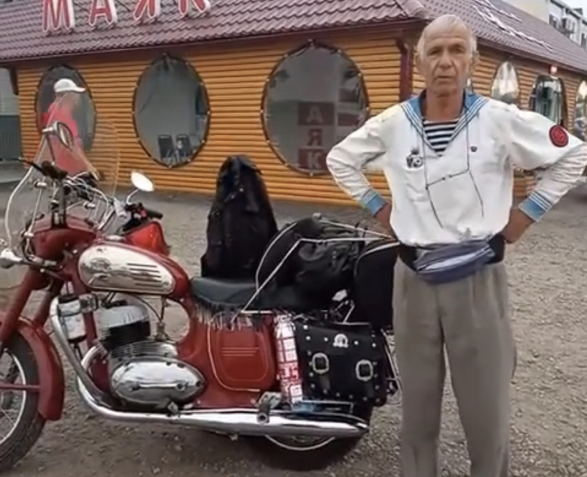 Приключение в 67 лет: кубанский пенсионер отправился на мотоцикле в Кронштадт