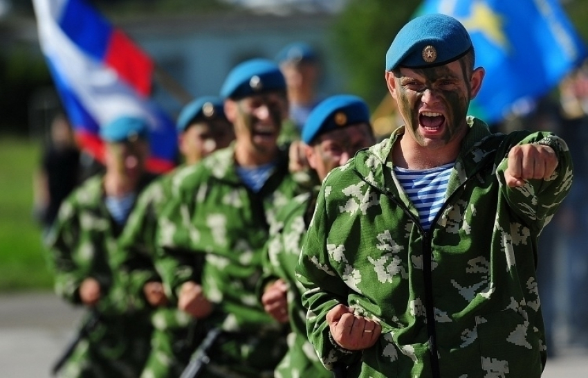 12 сборных команд ВДВ проявили свои лучшие умения на соревнованиях в Новороссийске