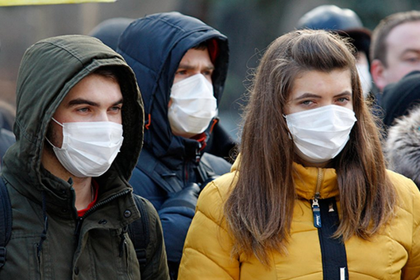 Новороссийцев призывают «молчать» из-за коронавируса