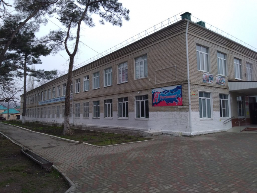 Вместе с Новороссийском начали «расти» школы