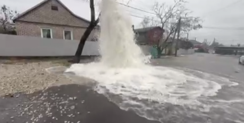  Глава Новороссийска приехал посмотреть на фонтан в Восточном районе