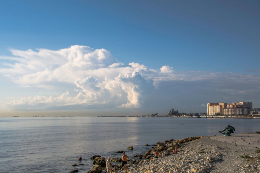 Погода в Новороссийске: жара и духота