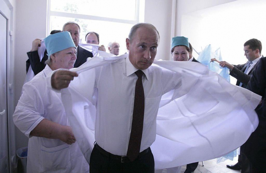 Путин: массовая вакцинация начнется на следующей неделе 