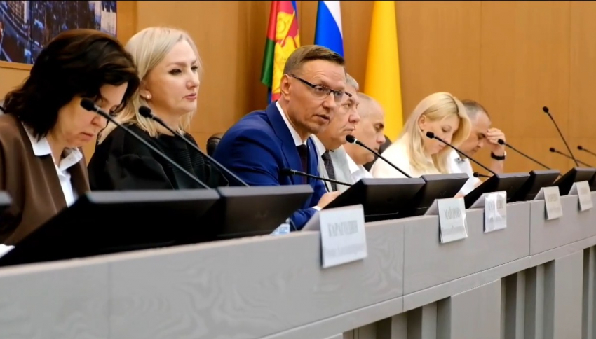 «Не заслужили благодарности»: в Новороссийске свет стали отключать реже