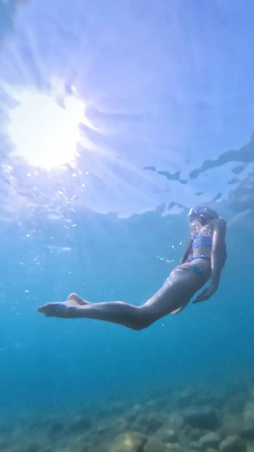 Не бойтесь своих желаний: даже строгие Козероги почувствуют нежность, а внутри Скорпионов будет бушевать страсть