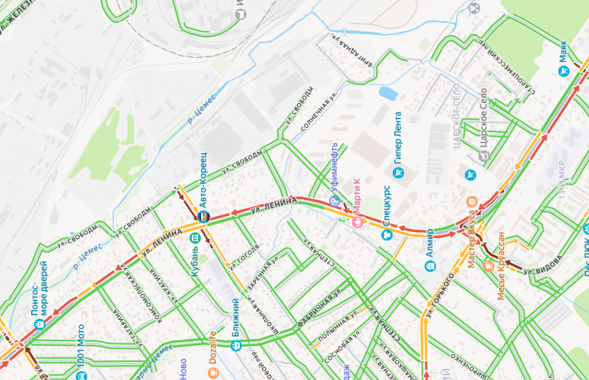 Большая пробка «парализовала» выезд из Новороссийска