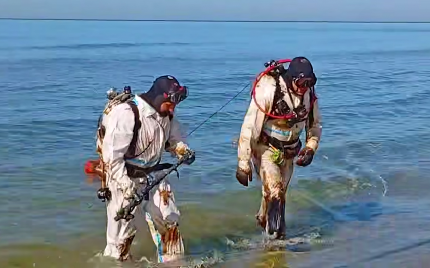 Мазут, осевший на дне Черного моря, убрали: что дальше – решит только Путин?