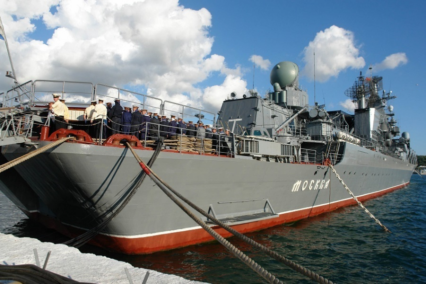 Боевые корабли в Новороссийске и Севастополе проверили на готовность к экстренному боевому дежурству