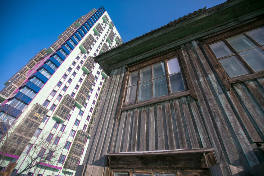 До конца года в Новороссийске расселят три аварийных дома 