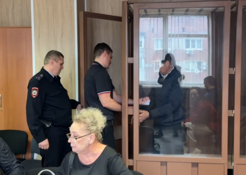 Вице-губернатор Краснодарского края Коробка отправлен за решетку: при обыске найдены миллионы долларов, евро и рублей