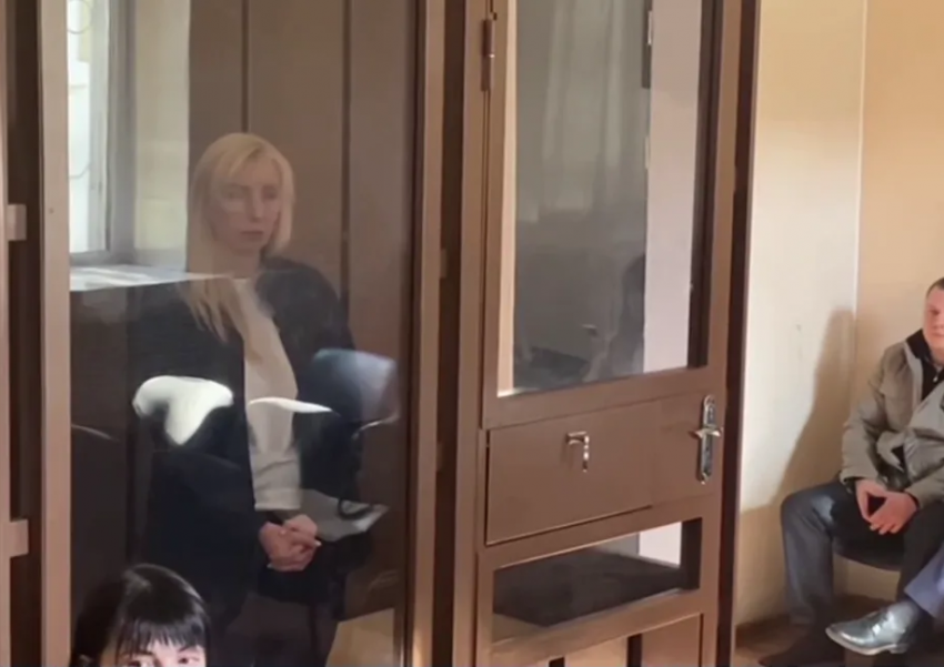 Экс-замглавы края Анну Минькову отправили под домашний арест