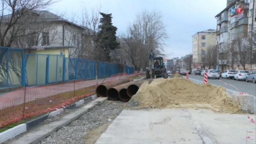 Водоканал рассказал, почему в Новороссийске нет воды и когда она появится