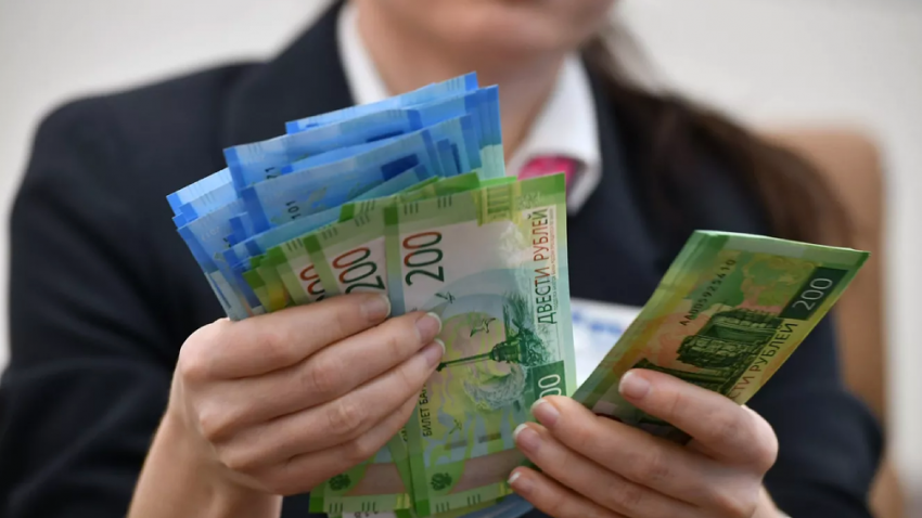 Почти половина опрошенных россиян ждёт прибавки в 2024 году: что насчёт новороссийцев 