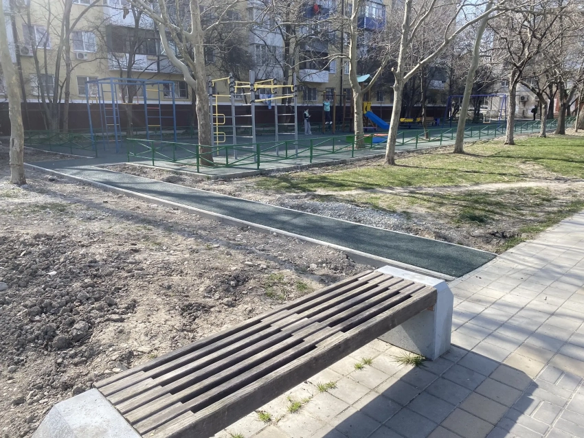Новороссийцам много не надо: площадку на ул. Видова, обещанную губернатору, сделали