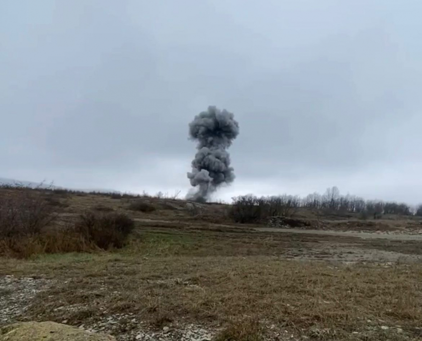 В Новороссийске уничтожили бомбу времен ВОВ: видео 