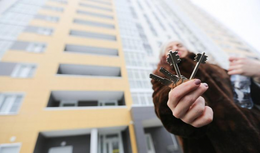 Из-за решения ЦБ в России начался ажиотажный спрос на жилье 
