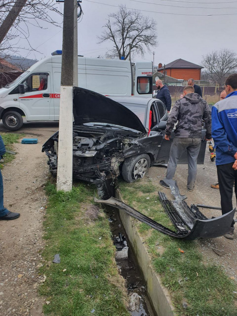 Воскресное утро в Гайдуке: скорая помощь, спасатели, ГИБДД